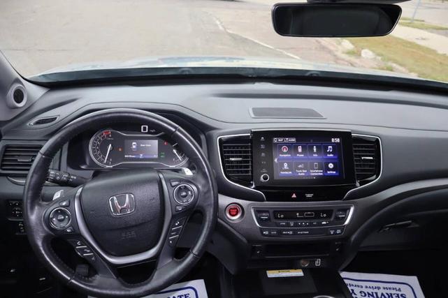 Photo of 2022 Silver Honda Ridgeline