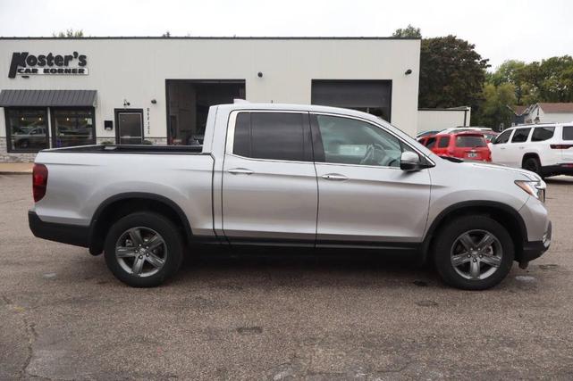 Photo of 2022 Silver Honda Ridgeline