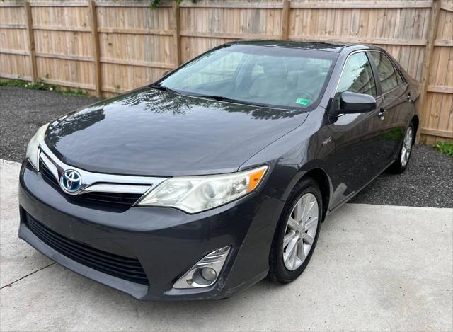 2014 Toyota Camry Hybrid