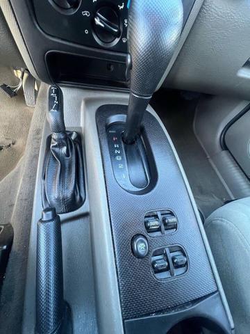 Photo of 2007 Black Clearcoat Jeep Liberty