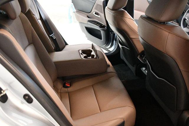 Photo of 2022 Iridium Lexus ES 350