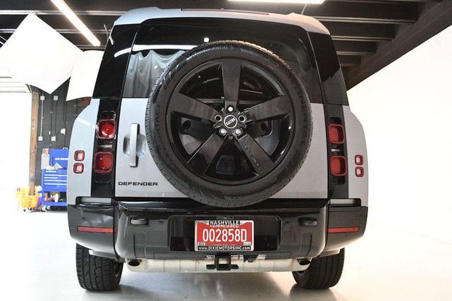 Photo of 2024 Eiger Grey Metallic Land Rover Defender
