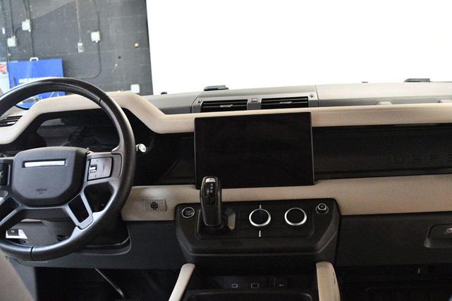 Photo of 2024 Eiger Grey Metallic Land Rover Defender