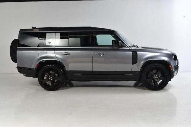 Photo of 2024 Eiger Grey Metallic Land Rover Defender