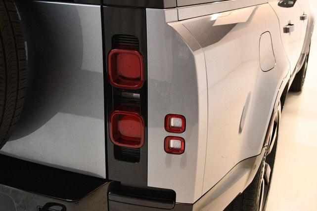 Photo of 2024 Eiger Grey Metallic Land Rover Defender