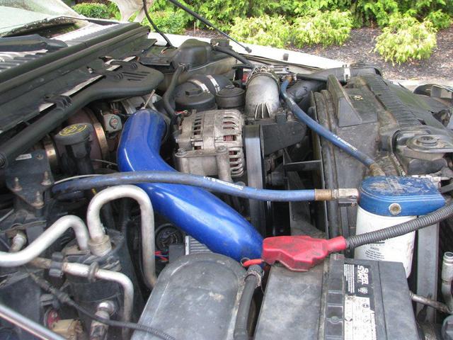 Photo of 2004 Oxford White Ford F-250