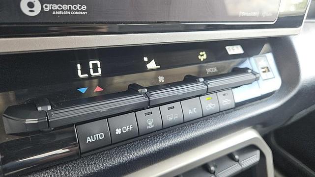 Photo of 2024 Ice Cap Toyota Tundra