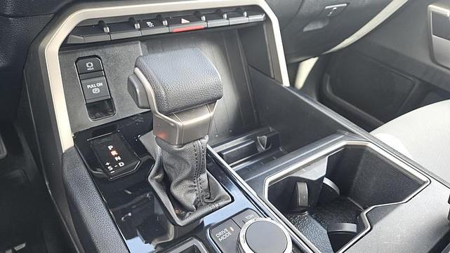 Photo of 2024 Ice Cap Toyota Tundra