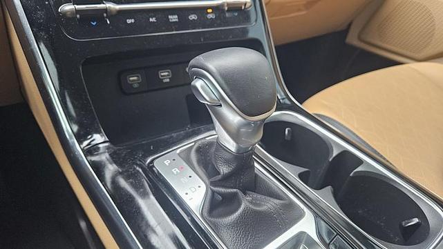 Photo of 2024 Astra Blue Kia Carnival