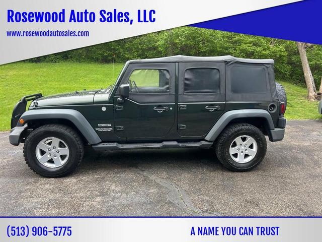 Photo of 2010 Green Jeep Wrangler Unlimited
