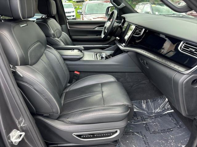 Photo of 2024 Baltic Gray Metallic Clearcoat Jeep Grand Wagoneer L