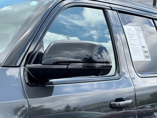 Photo of 2024 Baltic Gray Metallic Clearcoat Jeep Grand Wagoneer L