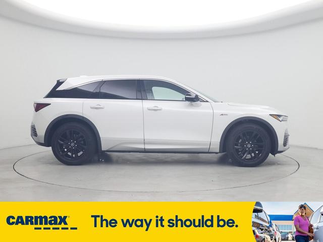 Photo of 2024 White Acura ZDX