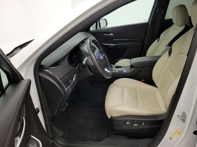 Photo of 2021 White Cadillac XT4
