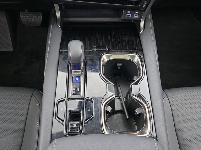 Photo of 2025 Silver Lexus RX 350