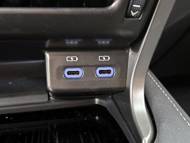 Photo of 2025 Silver Lexus RX 350