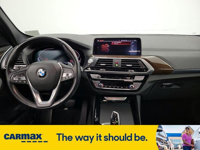 Photo of 2020 Gray BMW X3