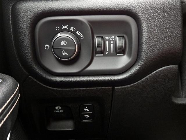 Photo of 2021 Gray RAM 1500