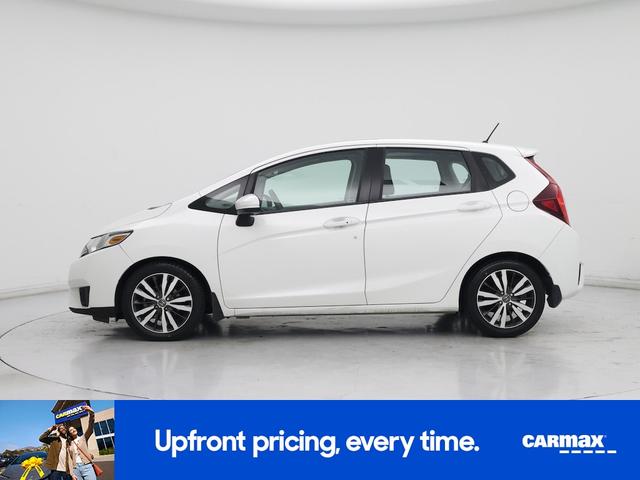 Photo of 2015 White Honda Fit