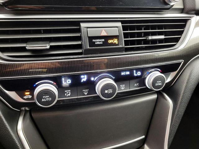 Photo of 2022 Gray Honda Accord