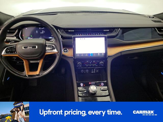 Photo of 2022 Black Jeep Grand Cherokee