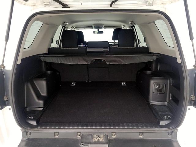 Photo of 2017 White Toyota 4Runner