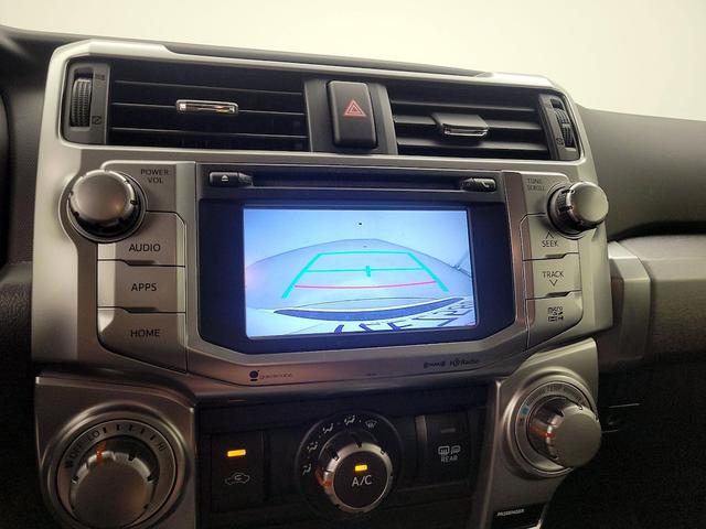 Photo of 2017 White Toyota 4Runner