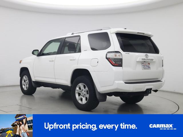Photo of 2017 White Toyota 4Runner