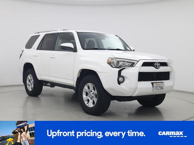 Photo of 2017 White Toyota 4Runner