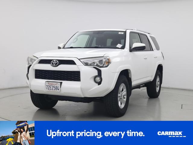 Photo of 2017 White Toyota 4Runner