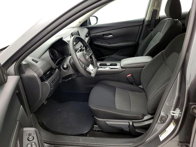Photo of 2025 Gray Nissan Sentra