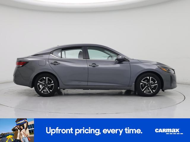 Photo of 2025 Gray Nissan Sentra