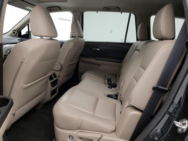 Photo of 2019 Green Honda Pilot