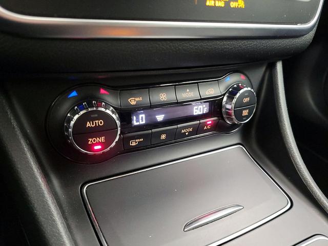 Photo of 2020 Black Mercedes-Benz GLA 250