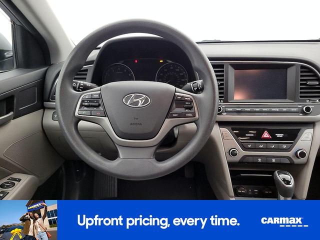 Photo of 2017 Silver Hyundai ELANTRA