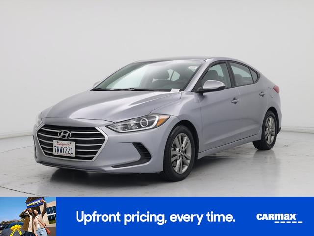 Photo of 2017 Silver Hyundai ELANTRA