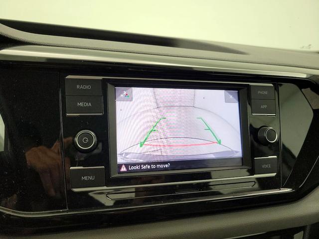Photo of 2022 Gray Volkswagen Taos