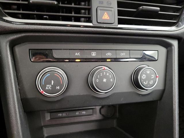 Photo of 2022 Gray Volkswagen Taos