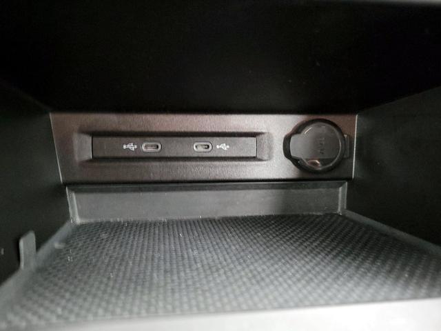 Photo of 2022 Gray Volkswagen Taos