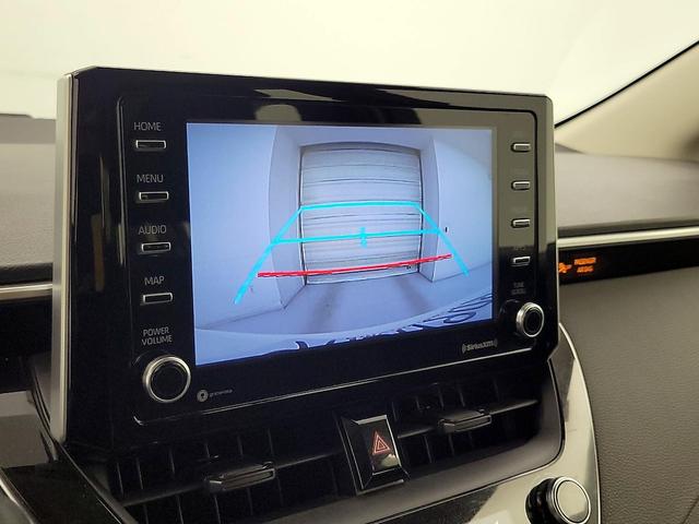 Photo of 2021 White Toyota Corolla Hybrid