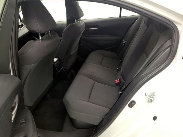 Photo of 2021 White Toyota Corolla Hybrid