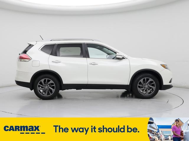 Photo of 2016 White Nissan Rogue