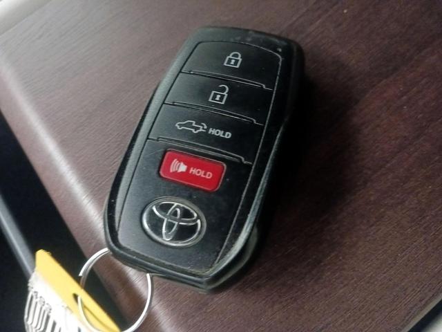 Photo of 2023 Gray Toyota Tundra Hybrid