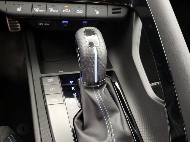 Photo of 2024 Gray Hyundai ELANTRA