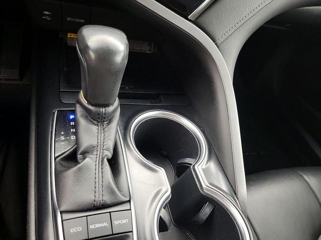 Photo of 2018 Black Toyota Camry