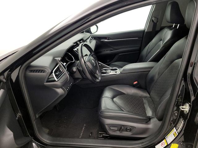 Photo of 2018 Black Toyota Camry