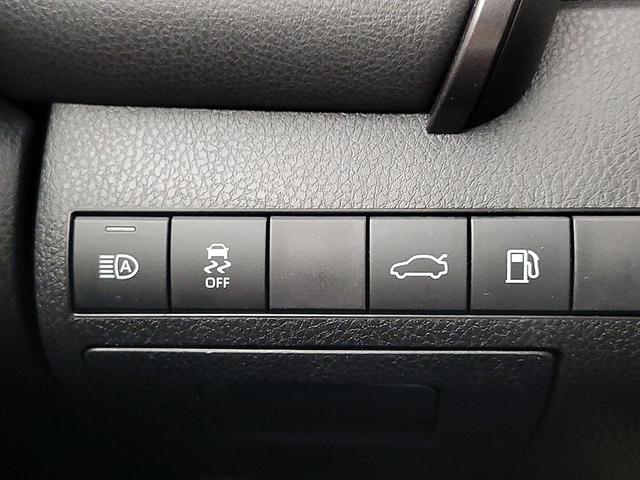 Photo of 2018 Black Toyota Camry