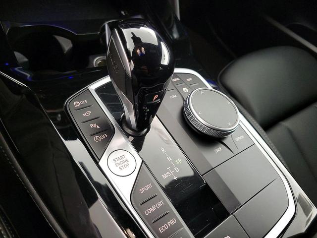Photo of 2024 Black BMW X4