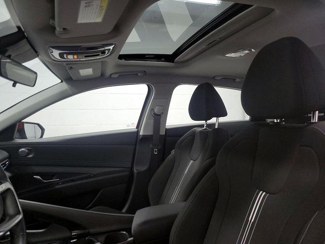 Photo of 2024 Red Hyundai ELANTRA