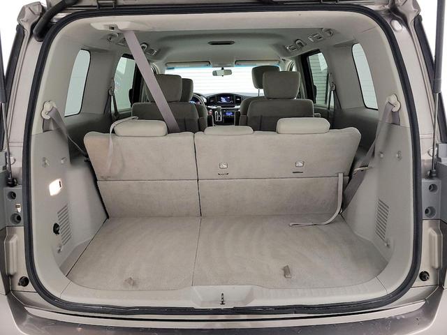 Photo of 2015 Silver Nissan Quest